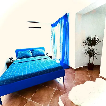 בית אירוח Problueidc