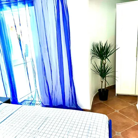 Problueidc בית אירוח *